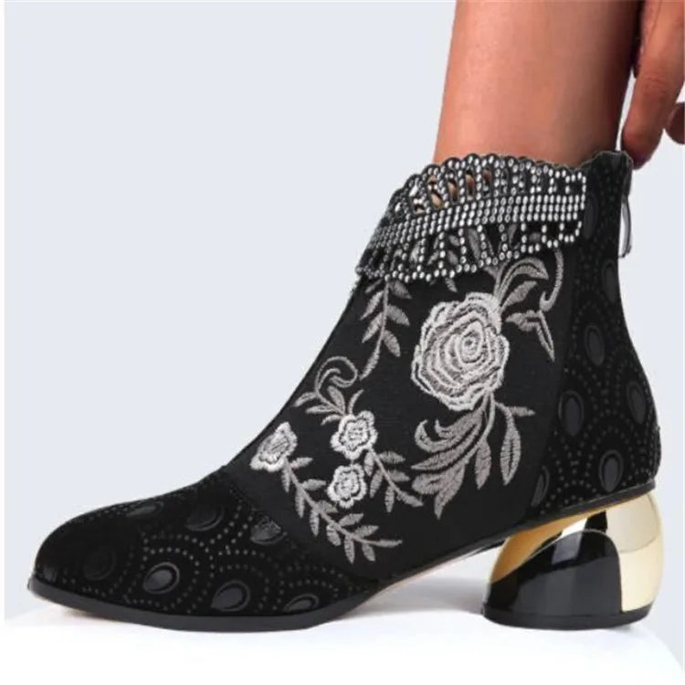 Versatile and Supportive Orthopedic Boots