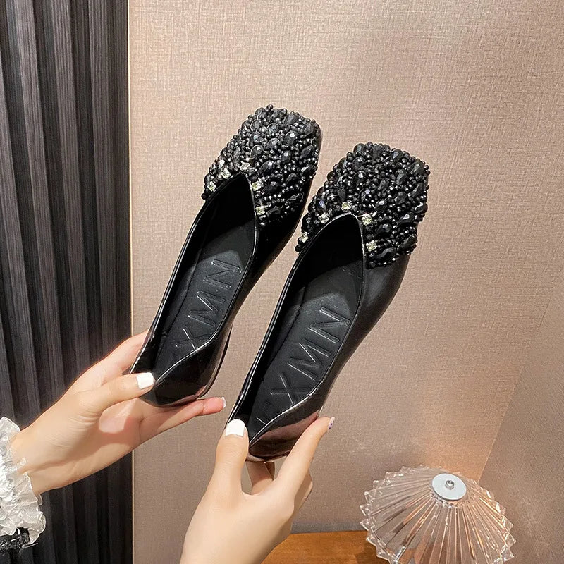 Tailored and Comfortable Orthopedic Flats