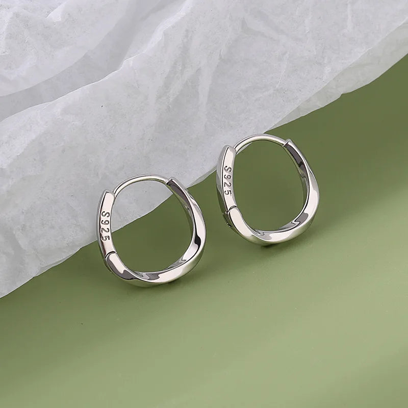 Beautiful Silver Earring with Unique Style