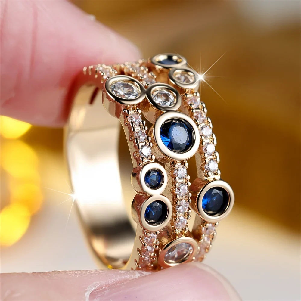 Classic Gold Ring with Timeless Appeal