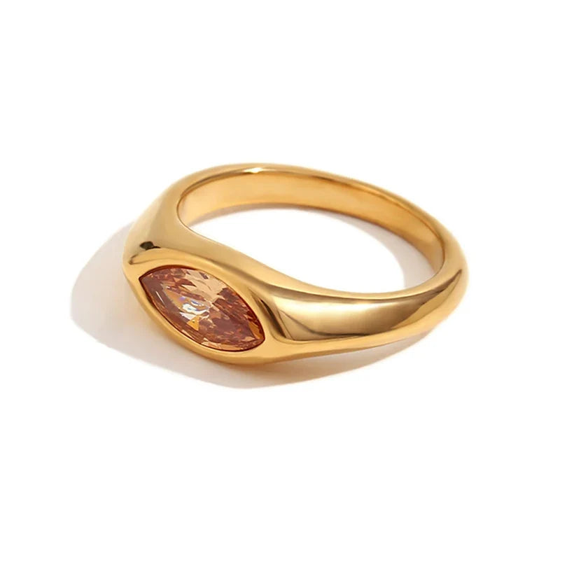 Charming Gold Ring for Any Occasion
