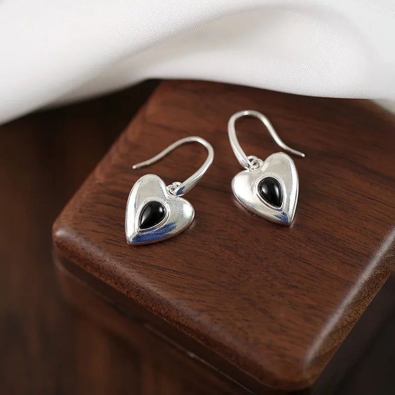 Charming Silver Earring for Any Occasion
