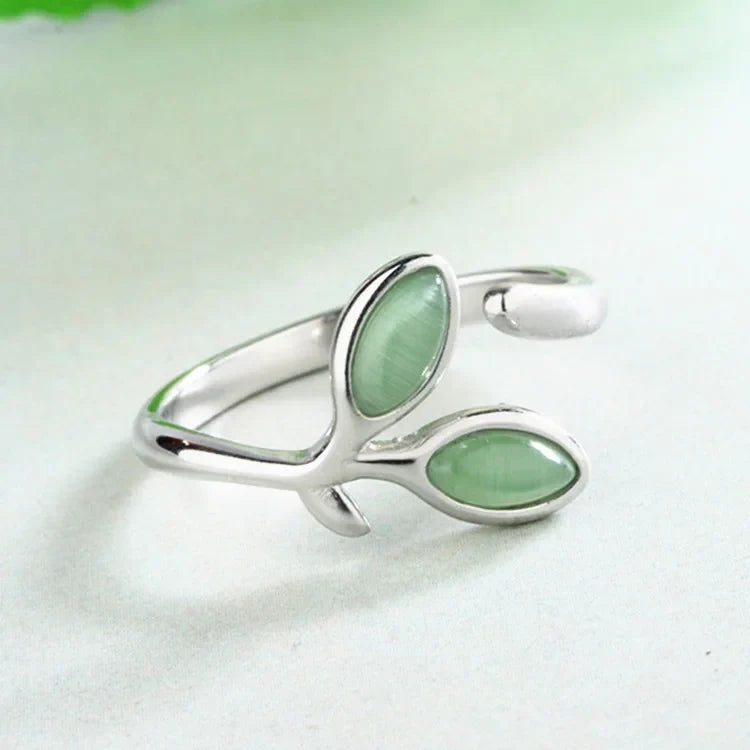 Romantic Silver Ring for Special Moments