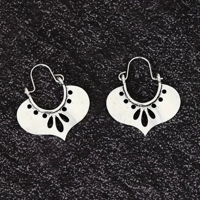 Classic Silver Earring with Timeless Appeal