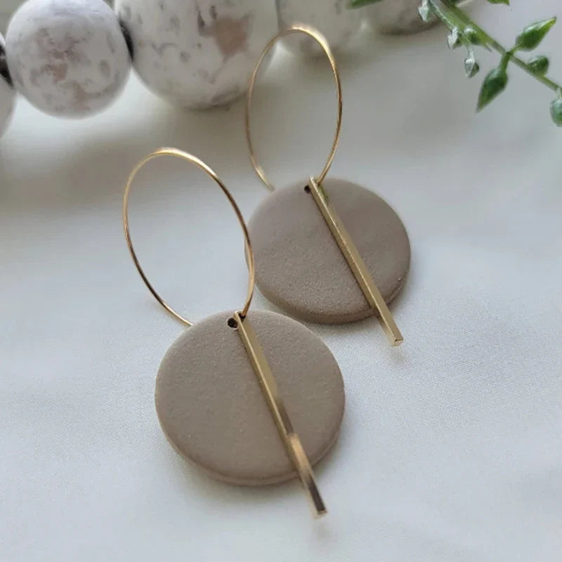 Classic Gold Earring with Timeless Appeal