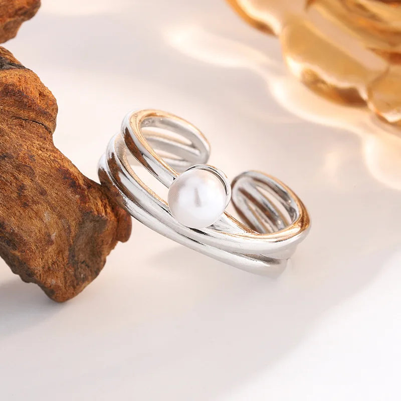 Classic Silver Ring with Timeless Appeal