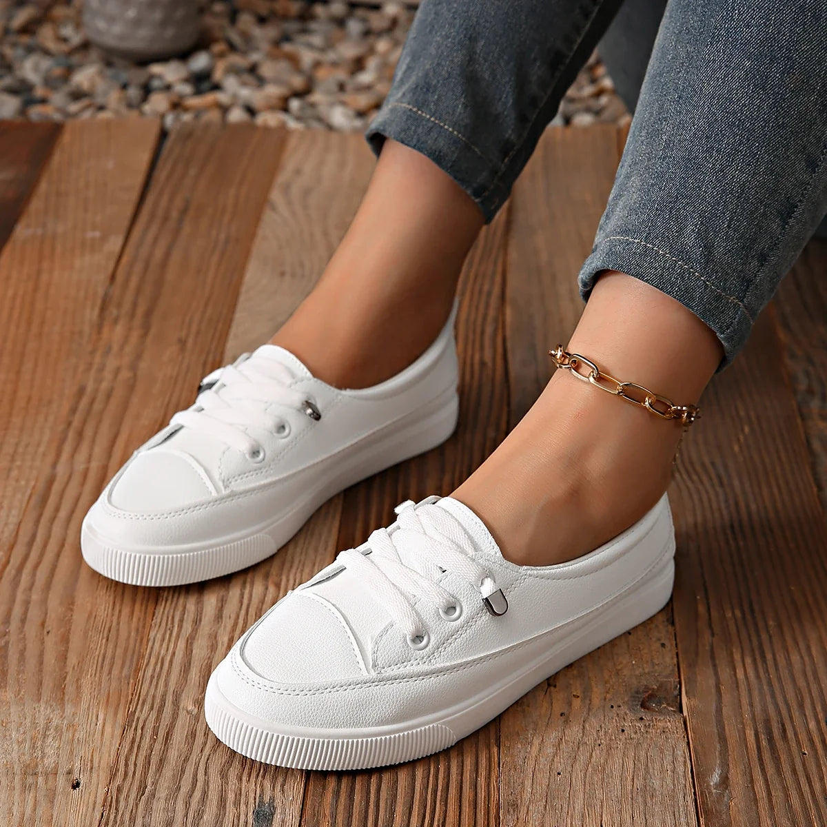 Tailored and Comfortable Orthopedic Sneakers