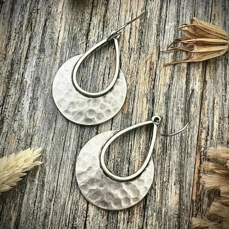 Elegant Silver Earring for Every Occasion
