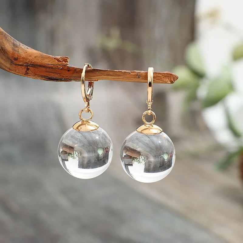 Beautiful Gold Earring with Unique Style