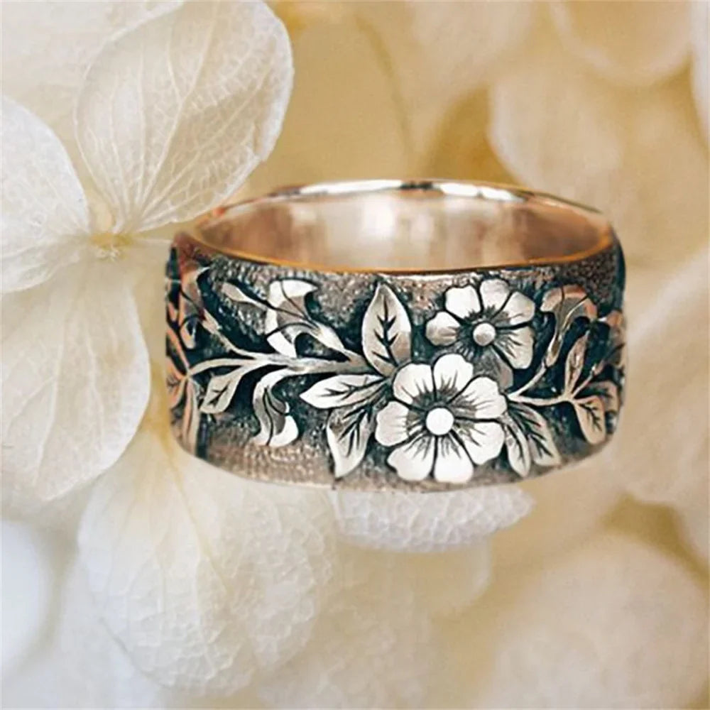 Classic Ring with Timeless Appeal