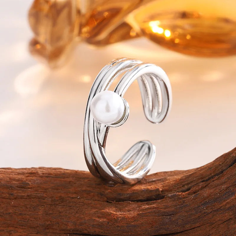 Classic Silver Ring with Timeless Appeal