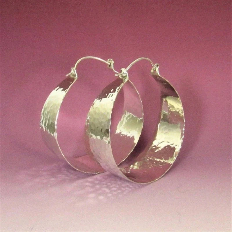 Beautiful Silver Earring with Unique Style