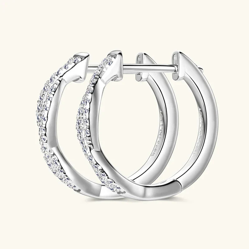 Charming Gold Earring for Any Occasion