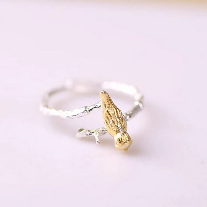 Romantic Gold Ring for Special Moments