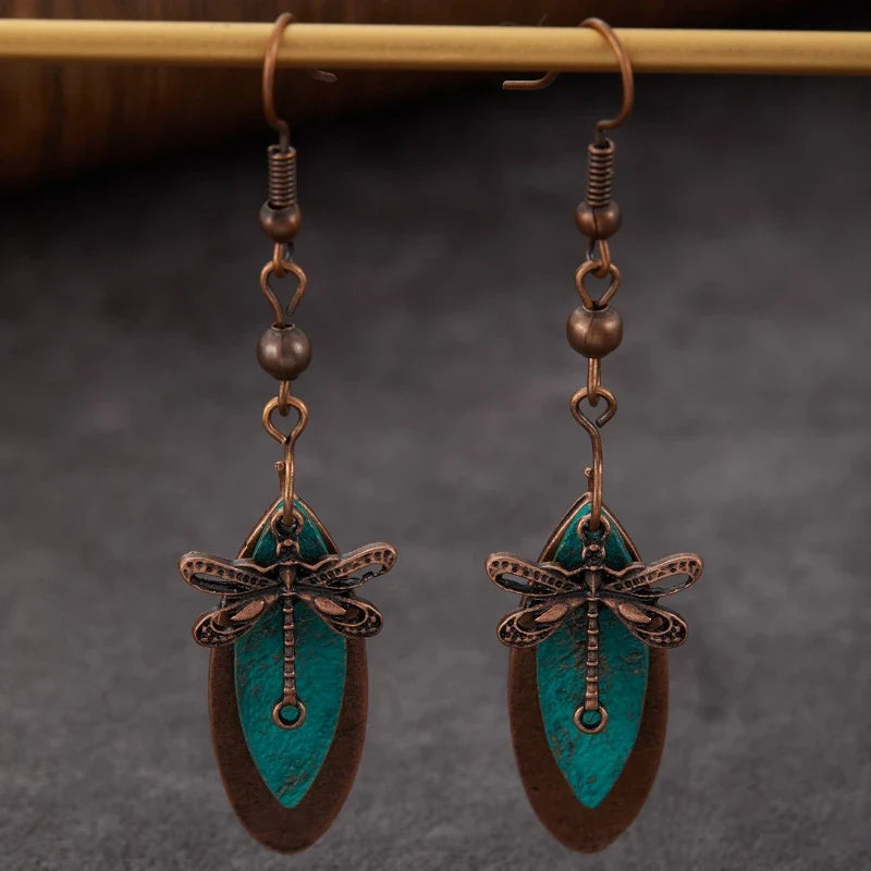 Charming Earring for Any Occasion
