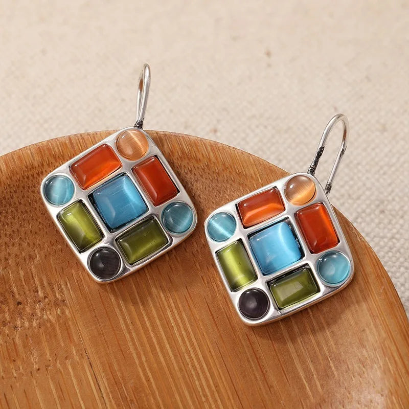 Charming Silver Earring for Any Occasion