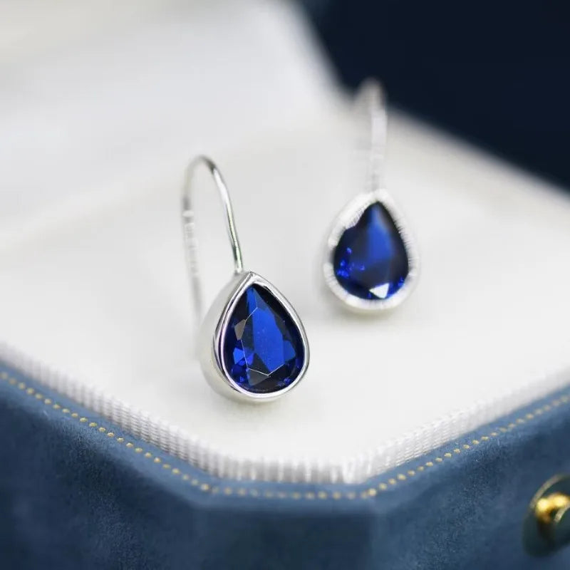 Elegant Silver Earring for Every Occasion