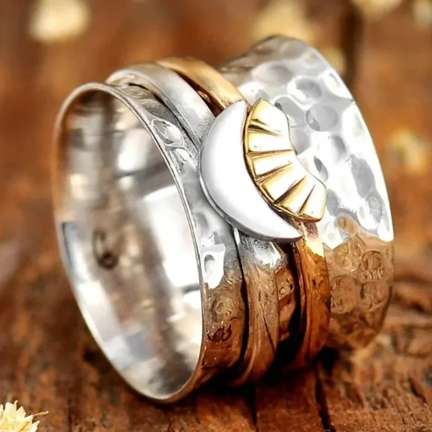 Stunning Silver Ring for Daily Wear