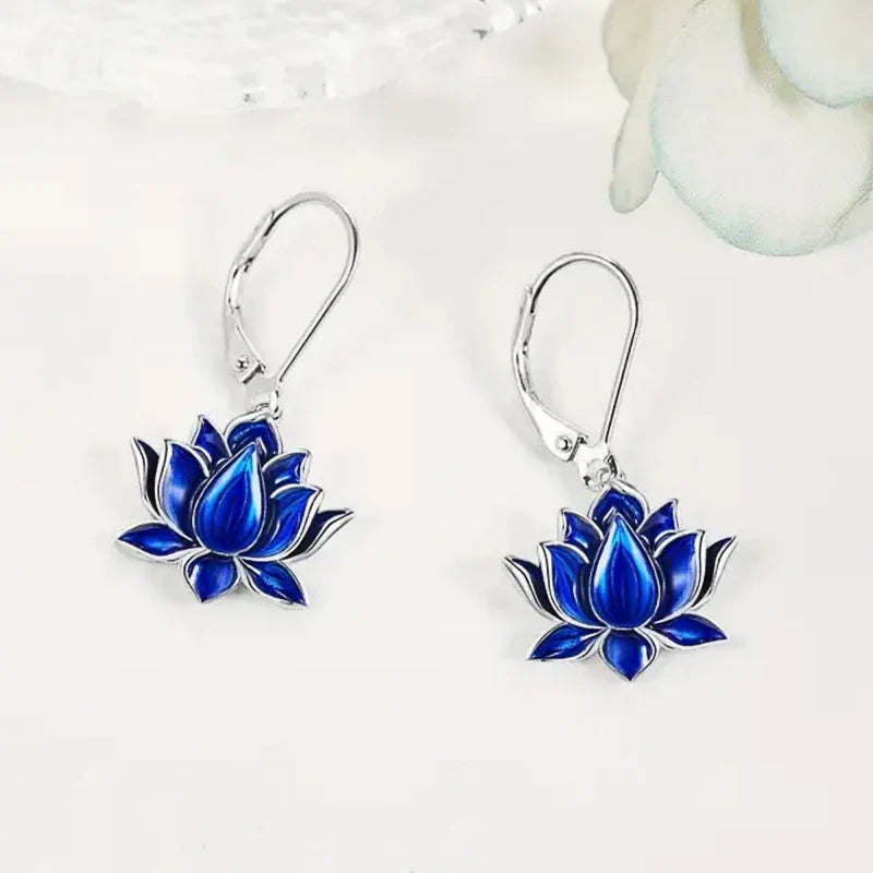 Vintage Handmade Silver Earring