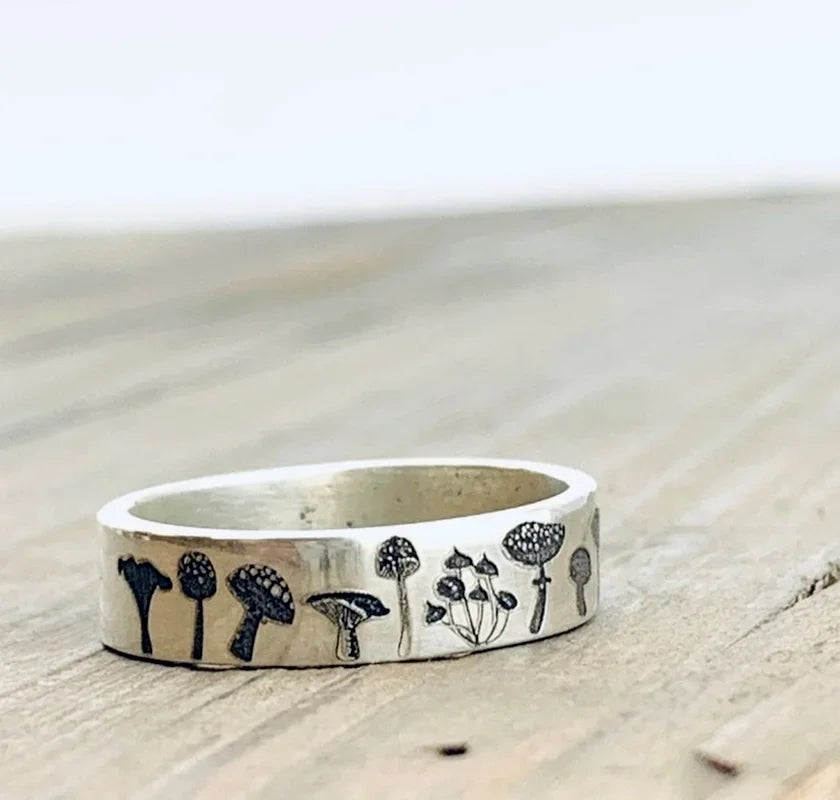 Stunning Silver Ring for Daily Wear