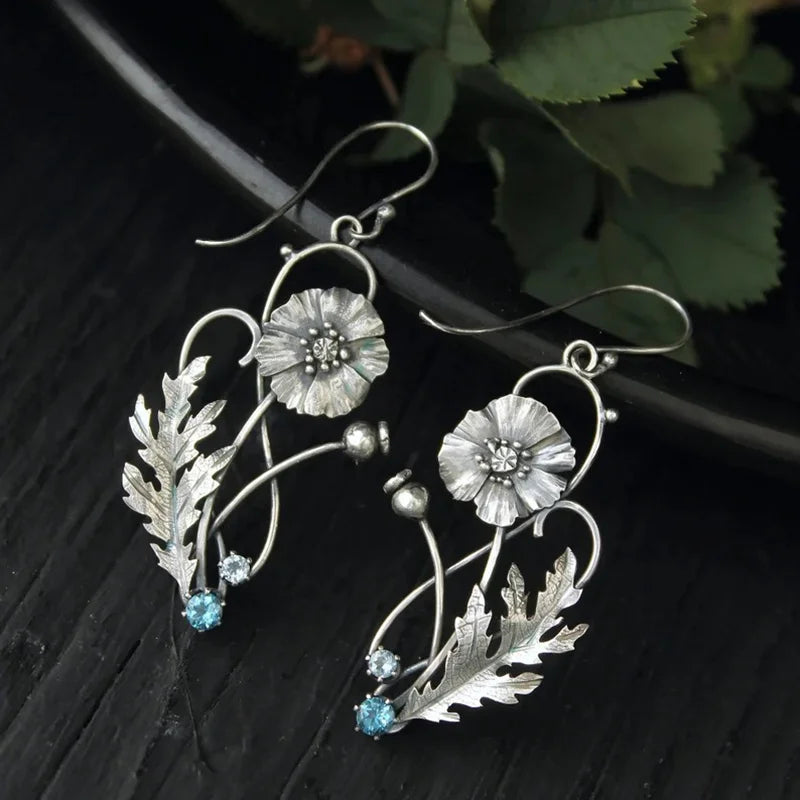 Romantic Silver Earring for Special Moments
