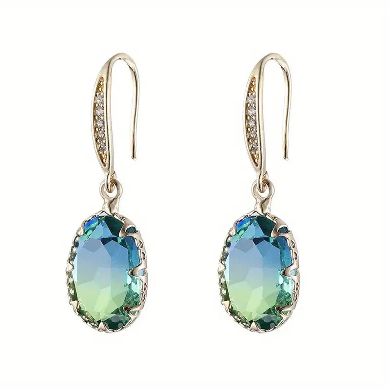 Romantic Gold Earring for Special Moments