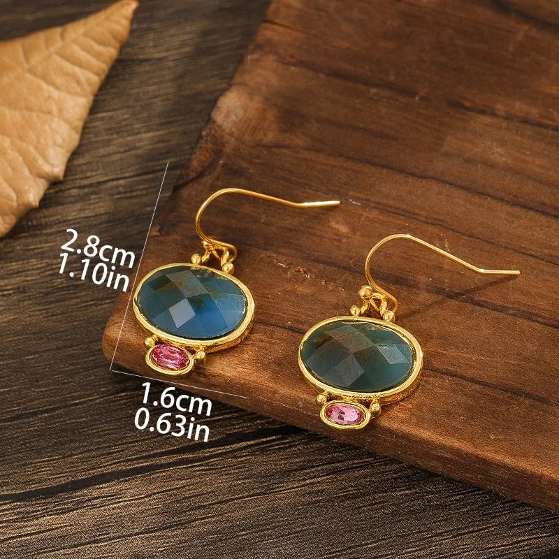 Stunning Gold Earring for Daily Wear
