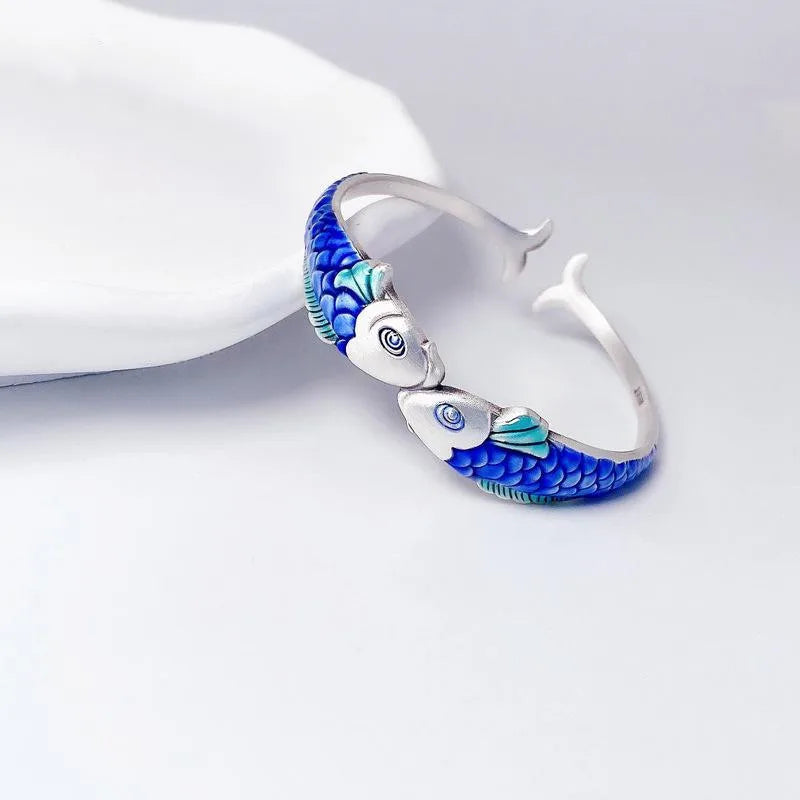 Stunning Silver Bracelet for Daily Wear