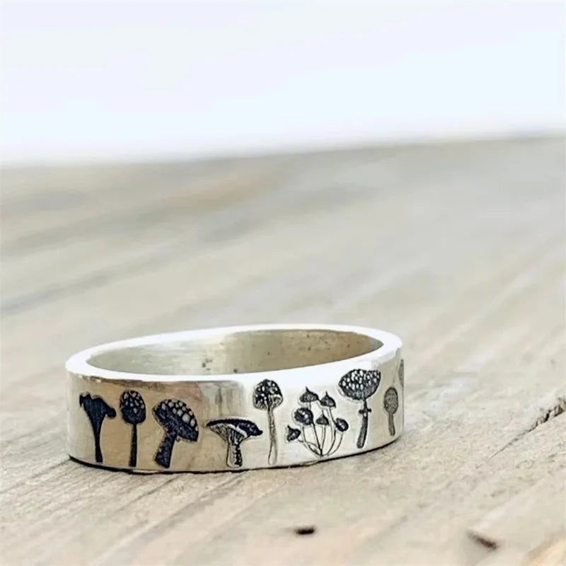 Stunning Silver Ring for Daily Wear