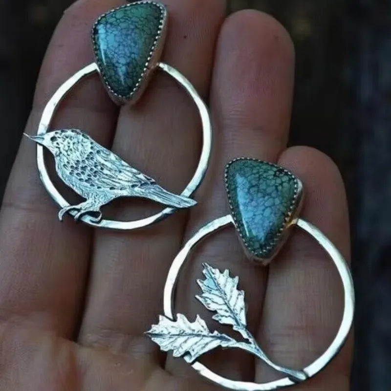 Romantic Silver Earring for Special Moments