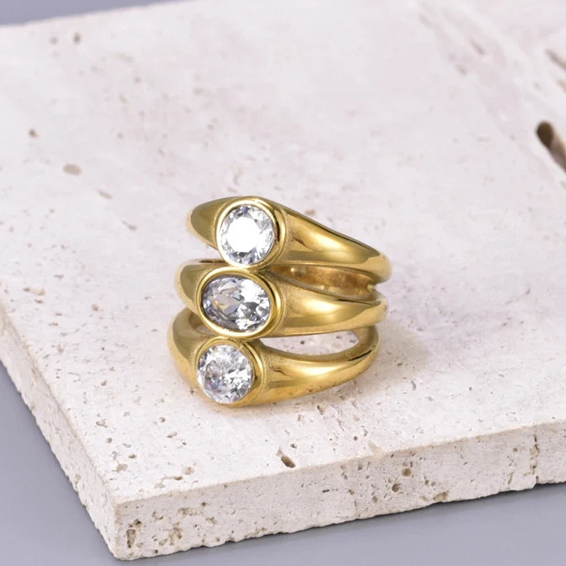 Charming Gold Ring for Any Occasion
