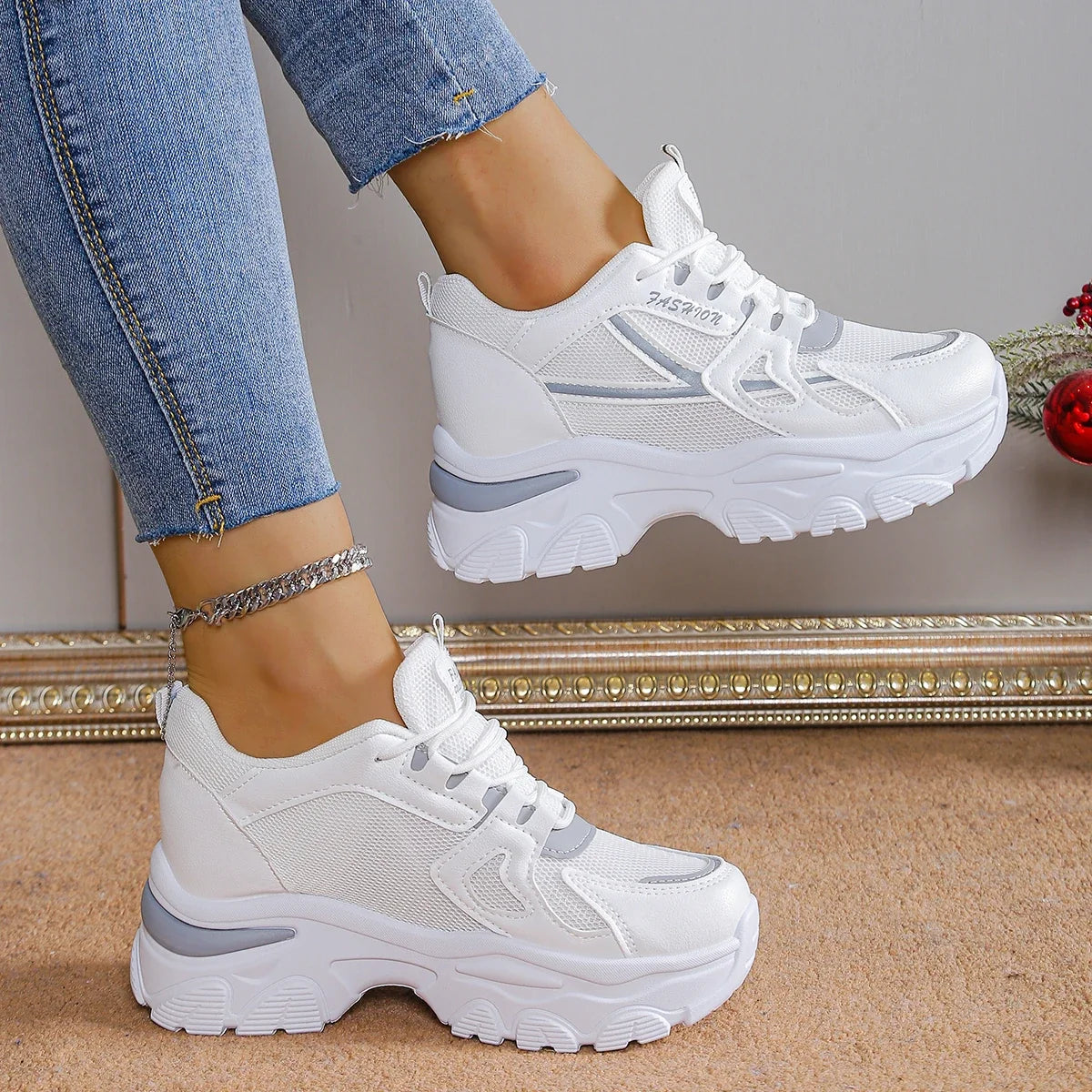Durable and Supportive Orthopedic Sneakers