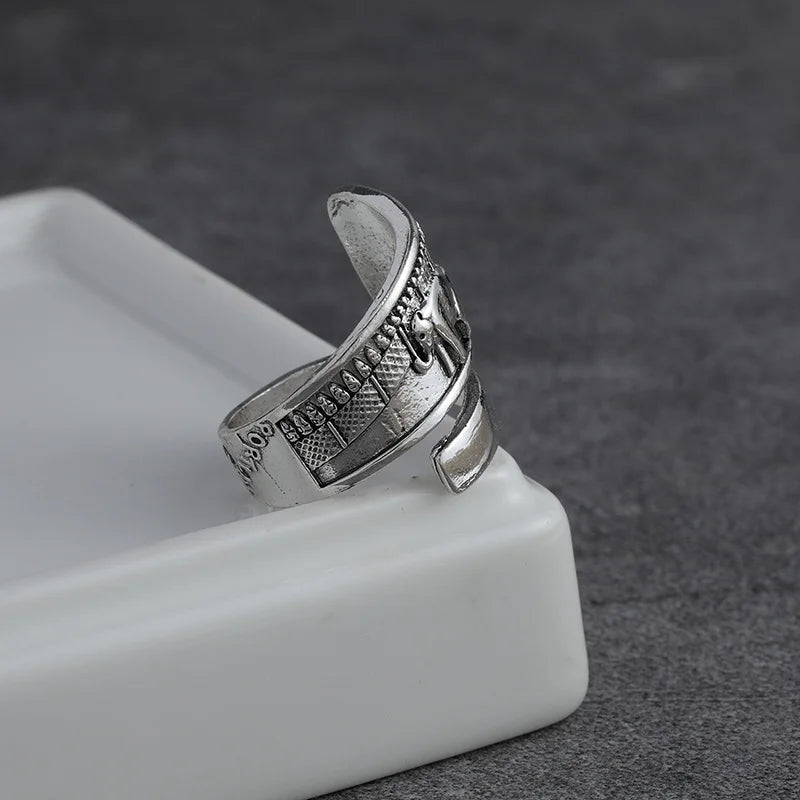 Charming Silver Ring for Any Occasion