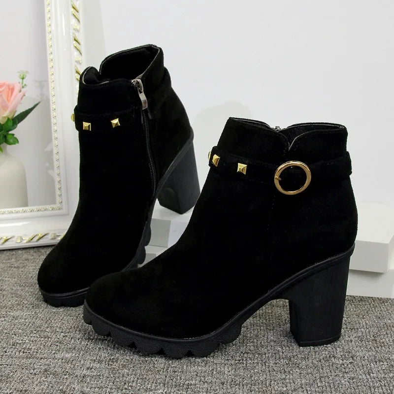 Tailored and Comfortable Orthopedic Boots