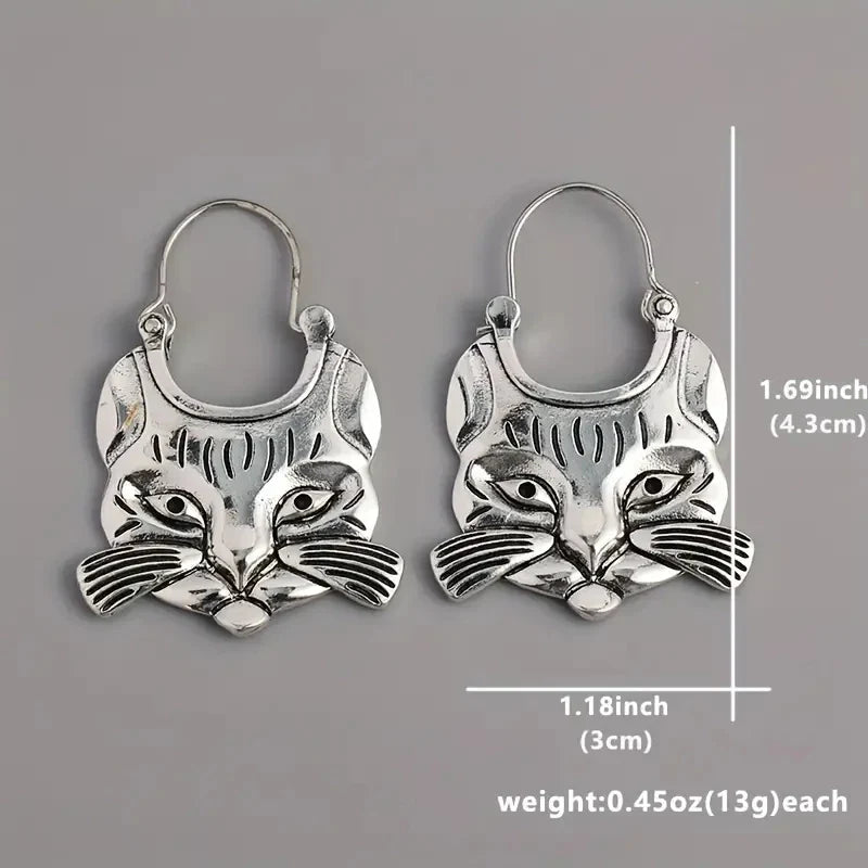 Beautiful Silver Earring with Unique Style
