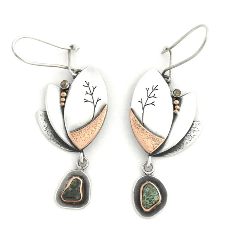 Romantic Gold Earring for Special Moments