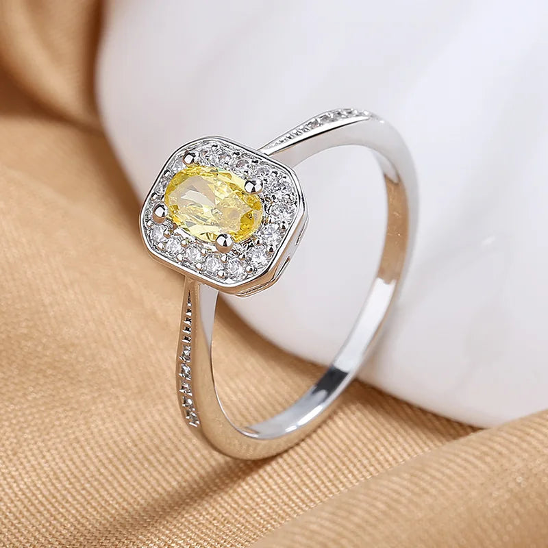 Charming Gold Ring for Any Occasion