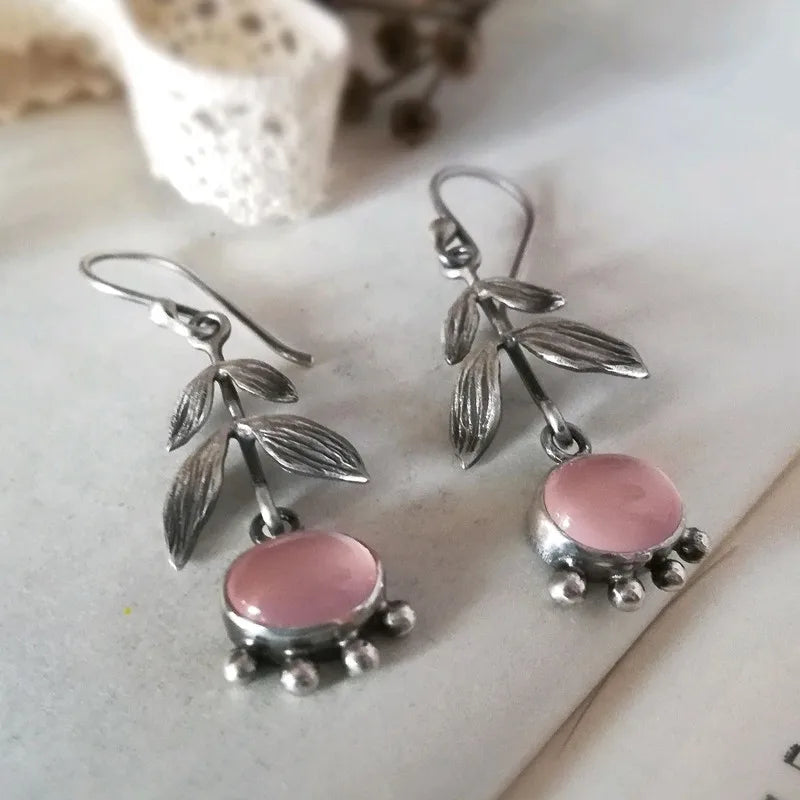 Charming Silver Earring for Any Occasion