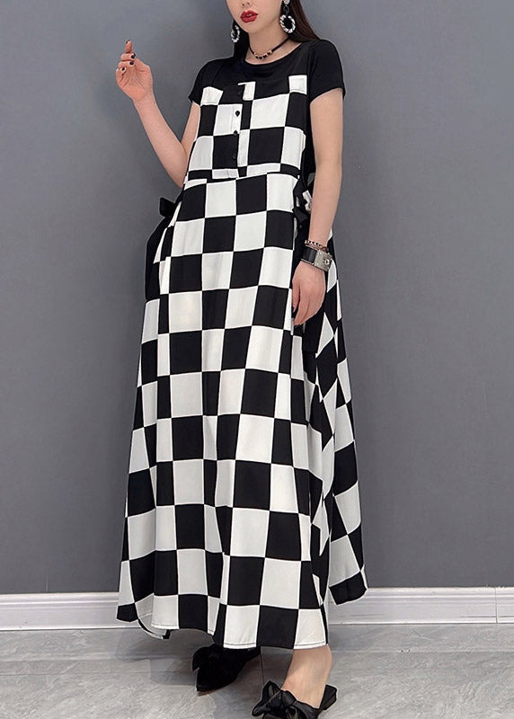 Unique White O-neck Plaid Button Pockets Wrinkled Long Dresses Short Sleeve