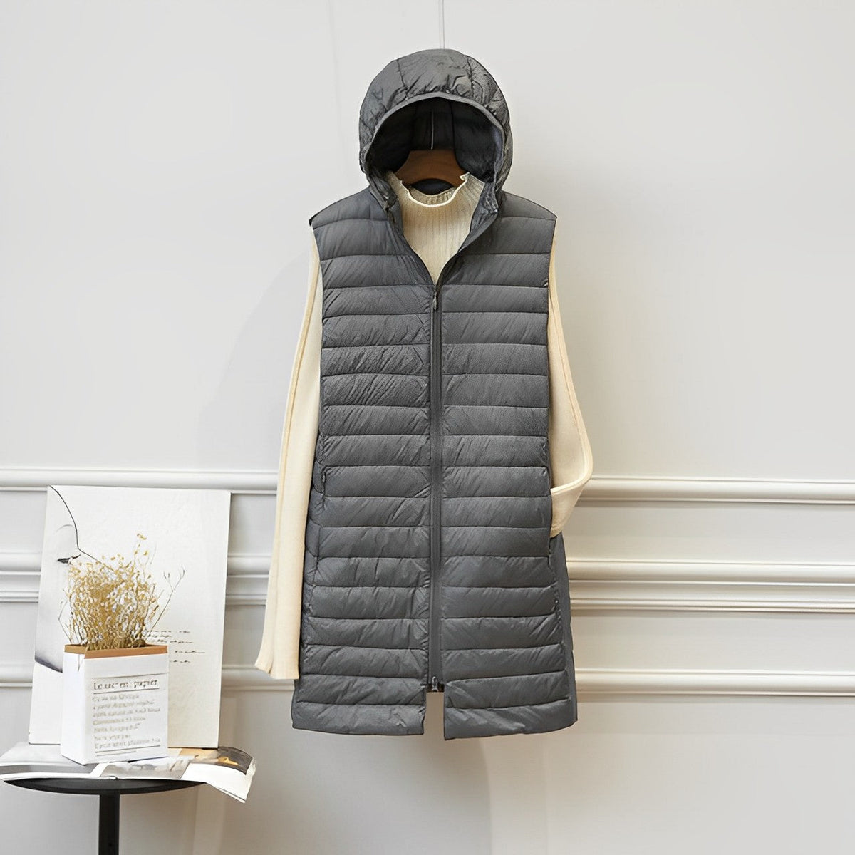 JO | Sleeveless long jacket