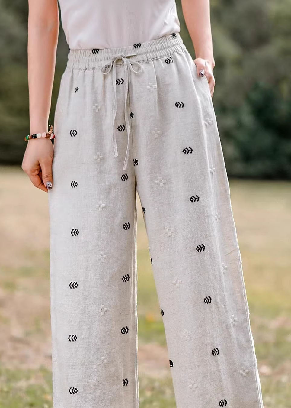 Embroidered Pockets Elastic Waist Linen Pants Summer