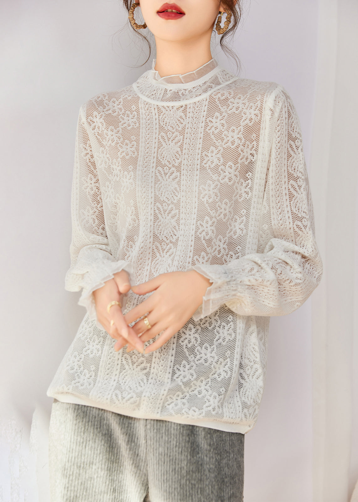 White Hollow Out Silm Fit Lace Shirts Spring