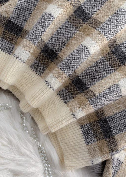 Beige Crane Tops Warm Plaid Knit Sweat Tops