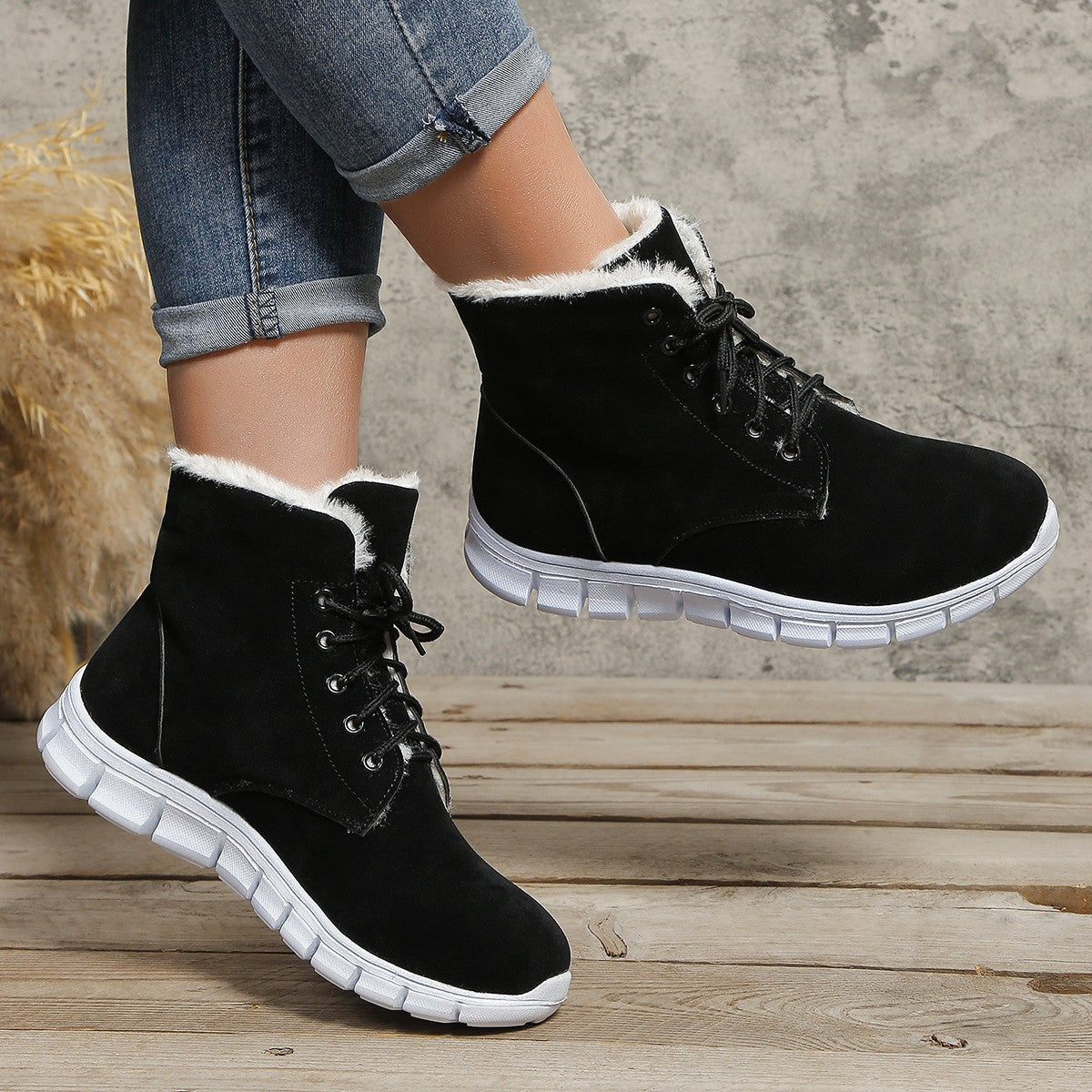 Brenda® | Elegant and detailed supportive shoes