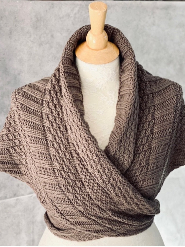 Vintage Warm Knitted Cozy Shawl artswardrobe