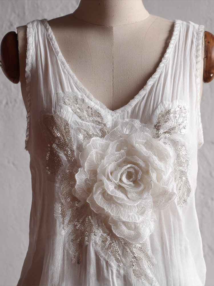 Retro White Rose With Sparkle Women's V-neck Sleeveless Top artswardrobe