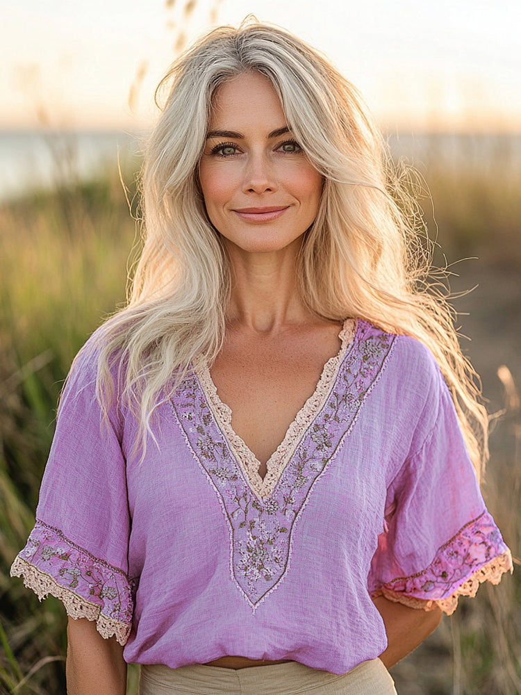 Women's Bohemian Retro Flowers Linen Blend  T-shirt artswardrobe