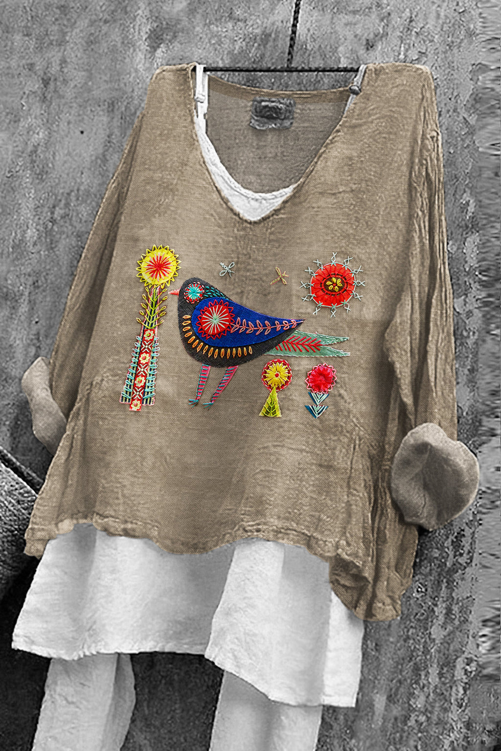 Comstylish Women's Flower And Bird Embroidery Art Linen V-neck Shirt