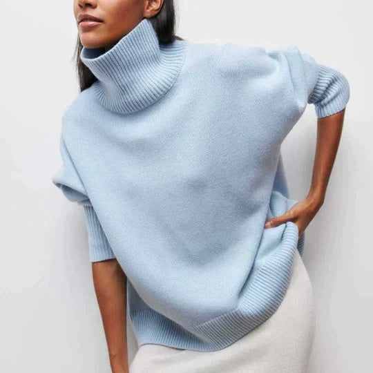 JO | Oversized turtleneck sweater
