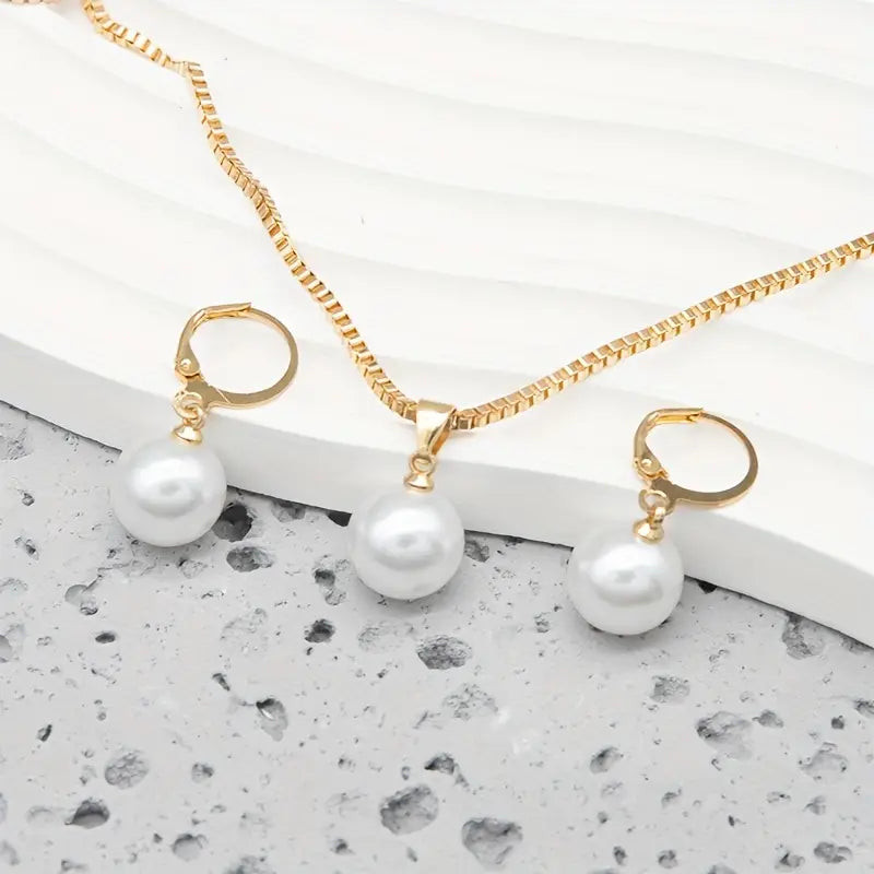 Delicate Artisan Gold Set